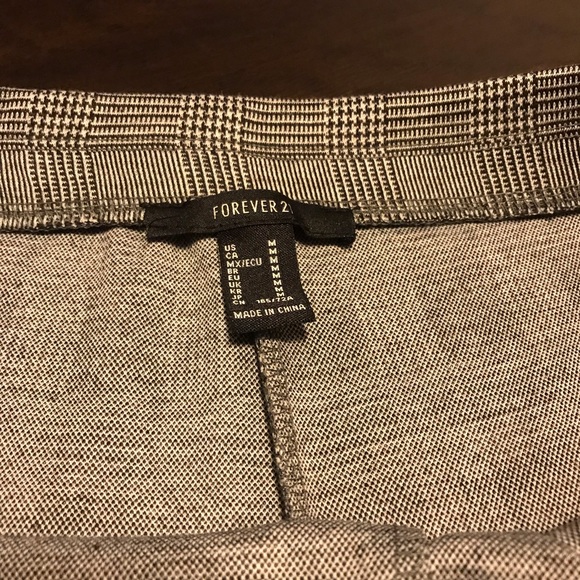 Forever 21 Cropped pants - Picture 5 of 5